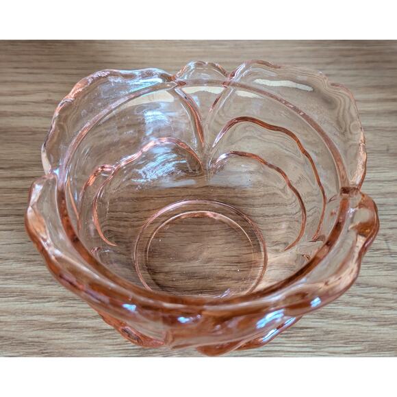Fenton Dusty Rose Covered Candy / Trinket Dish - Cabbage Rose w/ Butterfly - Picture 3 of 7